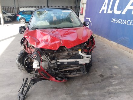 Vehiculo en el desguace: RENAULT CAPTUR I (J5_, H5_) 0.9 TCe 90