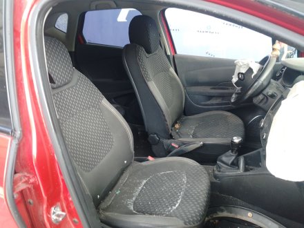 Vehiculo en el desguace: RENAULT CAPTUR I (J5_, H5_) 0.9 TCe 90