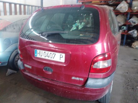 Vehiculo en el desguace: RENAULT SCÉNIC I Monospace (JA0/1_, FA0_) 1.6 (JA00, JA16, JA15, JA19, JA1V, JA2B, JA2C, JA0B,...