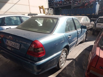 Vehiculo en el desguace: MERCEDES-BENZ CLASE C (W202) C 250 Turbo-D (202.128)