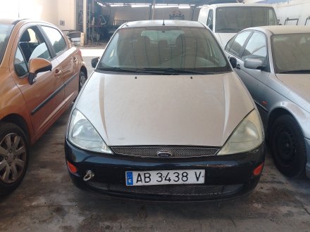 Vehiculo en el desguace: FORD FOCUS I (DAW, DBW) 2.0 16V