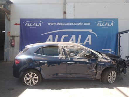 Vehiculo en el desguace: RENAULT MEGANE IV Hatchback (B9A/M/N_) 1.3 TCe 140 (B9NB)
