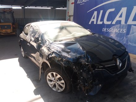 Vehiculo en el desguace: RENAULT MEGANE IV Hatchback (B9A/M/N_) 1.3 TCe 140 (B9NB)