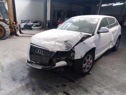 Vehiculo en el desguace: AUDI A3 Sportback (8PA) 2.0 TDI 16V