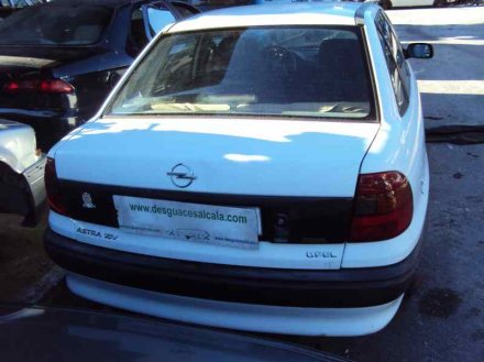 OPEL ASTRA F BERLINA Básico DesguacesAlcala