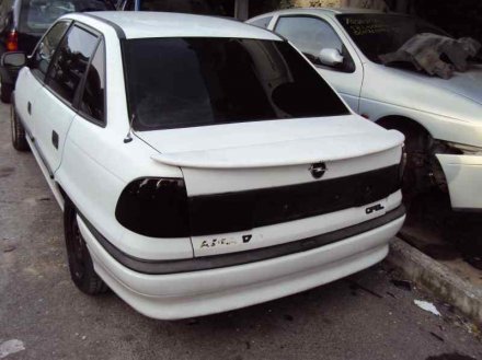 OPEL ASTRA F BERLINA Básico DesguacesAlcala