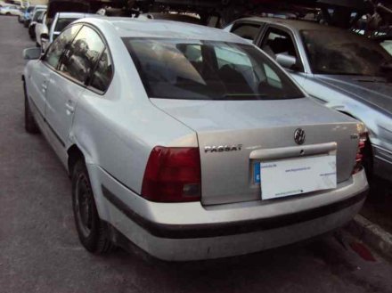 VOLKSWAGEN PASSAT BERLINA (3B2) Comfortline DesguacesAlcala