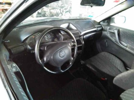 OPEL ASTRA F BERLINA GL DesguacesAlcala