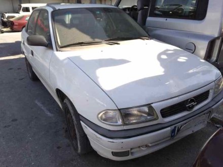 OPEL ASTRA F BERLINA Básico DesguacesAlcala