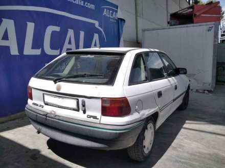 OPEL ASTRA F BERLINA Básico DesguacesAlcala