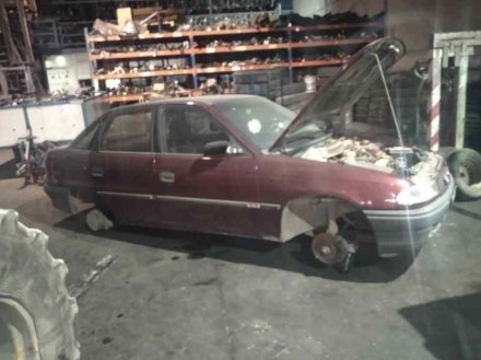 OPEL ASTRA F BERLINA Básico DesguacesAlcala