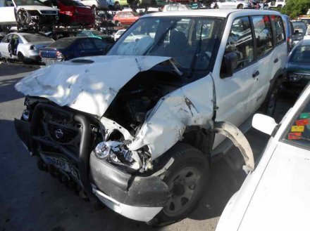 Vehiculo en el desguace: NISSAN TERRANO/TERRANO.II (R20) Comfort