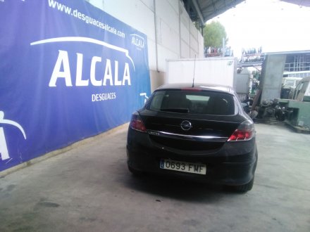 Vehiculo en el desguace: OPEL ASTRA H BERLINA 1.7 16V CDTI