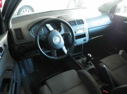 Vehiculo en el desguace: VOLKSWAGEN POLO (9N1) Highline