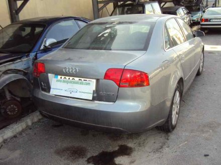 Vehiculo en el desguace: AUDI A4 BERLINA (8E) 2.0 TDI 16V (103kW)