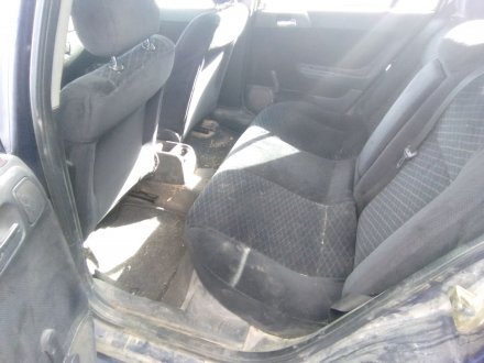 Vehiculo en el desguace: OPEL ASTRA G BERLINA Club