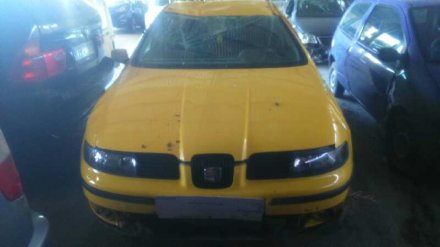 Vehiculo en el desguace: SEAT LEON (1M1) Signo