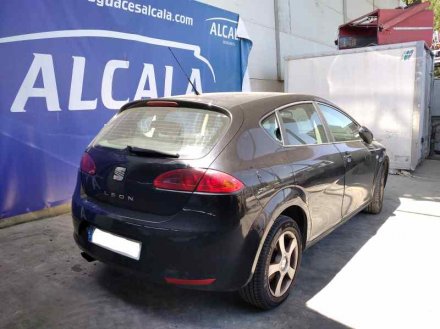 Vehiculo en el desguace: SEAT LEON (1P1) Stylance / Style