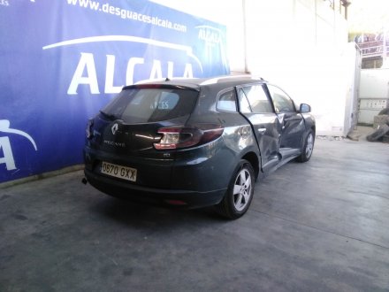 Vehiculo en el desguace: RENAULT MEGANE III SPORT TOURER Dynamique