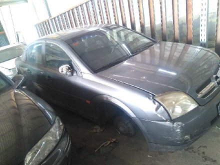 Vehiculo en el desguace: OPEL VECTRA C BERLINA Comfort