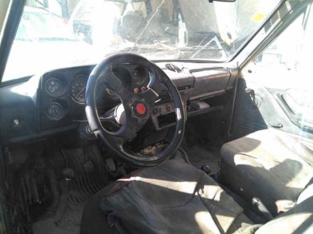 Vehiculo en el desguace: LADA NIVA ( 2121 / 21213 / 21214 / 21215 ) *