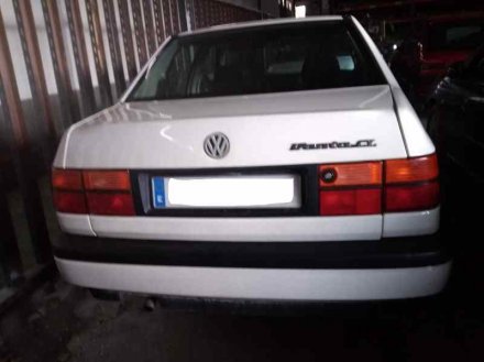 Vehiculo en el desguace: VOLKSWAGEN VENTO (1H2) CL