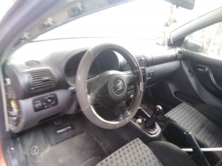 Vehiculo en el desguace: SEAT LEON (1M1) 1.9 TDI
