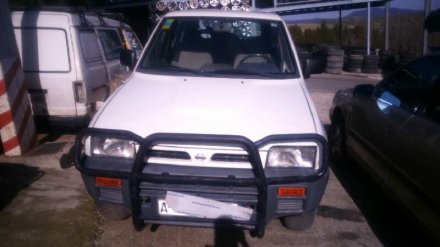 Vehiculo en el desguace: NISSAN TERRANO/TERRANO.II (R20) LX (3-ptas.)