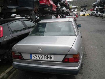 Vehiculo en el desguace: MERCEDES-BENZ 300 1990