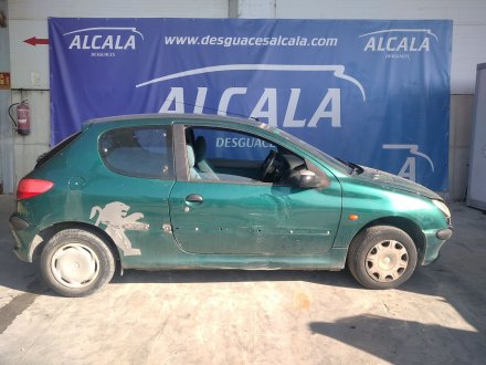 Vehiculo en el desguace: PEUGEOT 206 BERLINA XR