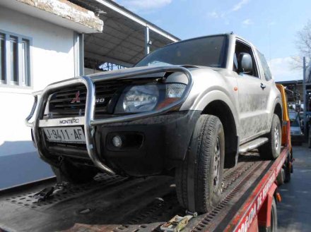 Vehiculo en el desguace: MITSUBISHI MONTERO (V60/V70) 3.2 DI-D Boss (3-ptas.)