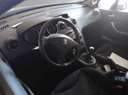 Vehiculo en el desguace: PEUGEOT 308 Access