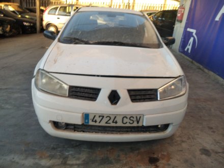 Vehiculo en el desguace: RENAULT MEGANE II CLASSIC BERLINA 1.5 dCi Diesel