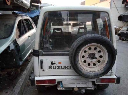 Vehiculo en el desguace: SUZUKI SAMURAI SJ-410 *