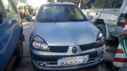 Vehiculo en el desguace: RENAULT CLIO II FASE II (B/CB0) Authentique