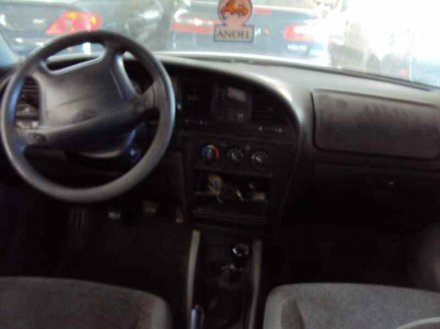 Vehiculo en el desguace: DAEWOO NUBIRA BERLINA Classic SE