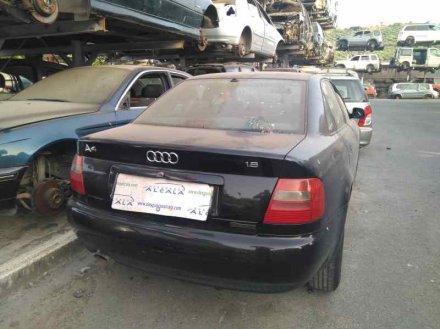 Vehiculo en el desguace: AUDI A4 BERLINA (B5) 1.8