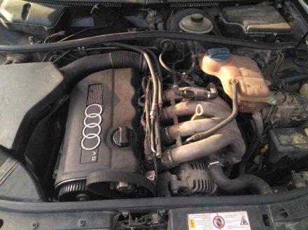 Vehiculo en el desguace: AUDI A4 BERLINA (B5) 1.8