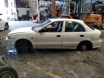 Vehiculo en el desguace: HYUNDAI ACCENT (X3) 1.5 GS
