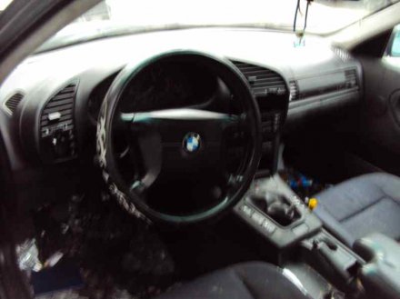 Vehiculo en el desguace: BMW Serie 3 Touring (E36) 325tds