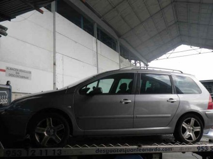 Vehiculo en el desguace: PEUGEOT 307 (S1) XS