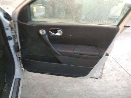 Vehiculo en el desguace: RENAULT MEGANE II CLASSIC BERLINA 1.5 dCi Diesel