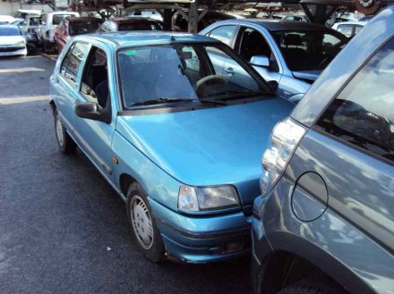 Vehiculo en el desguace: RENAULT CLIO I FASE I+II (B/C57) 1.9 D RL