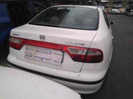 Vehiculo en el desguace: SEAT TOLEDO (1M2) Signo