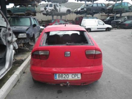 Vehiculo en el desguace: SEAT LEON (1M1) Signo