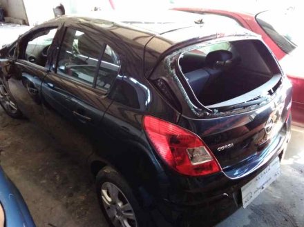 Vehiculo en el desguace: OPEL CORSA D Cosmo