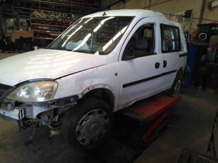 Vehiculo en el desguace: OPEL COMBO (CORSA C) Tour