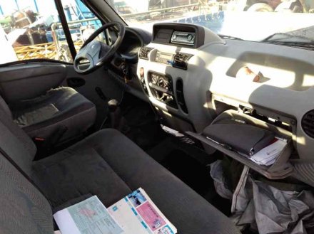 Vehiculo en el desguace: RENAULT MASTER MAXI CAJA CERRADA Caja cerrada L2 5,5t