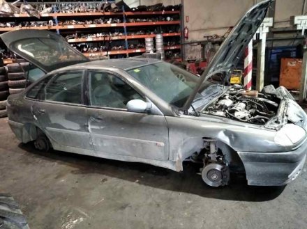 Vehiculo en el desguace: RENAULT LAGUNA (B56) 2.0 RT (B56C/H/L)