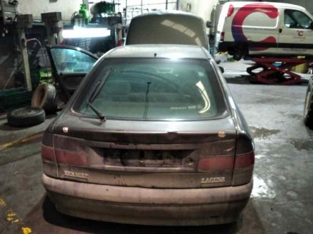 Vehiculo en el desguace: RENAULT LAGUNA (B56) 2.0 RT (B56C/H/L)